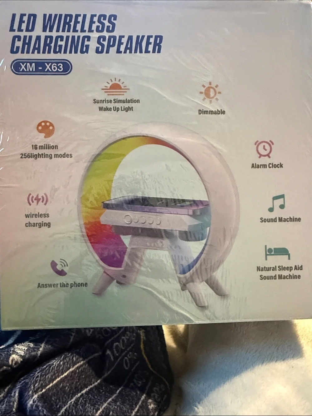 LED Wireless Charging Speaker XM - X63 in White with Rainbow Accent